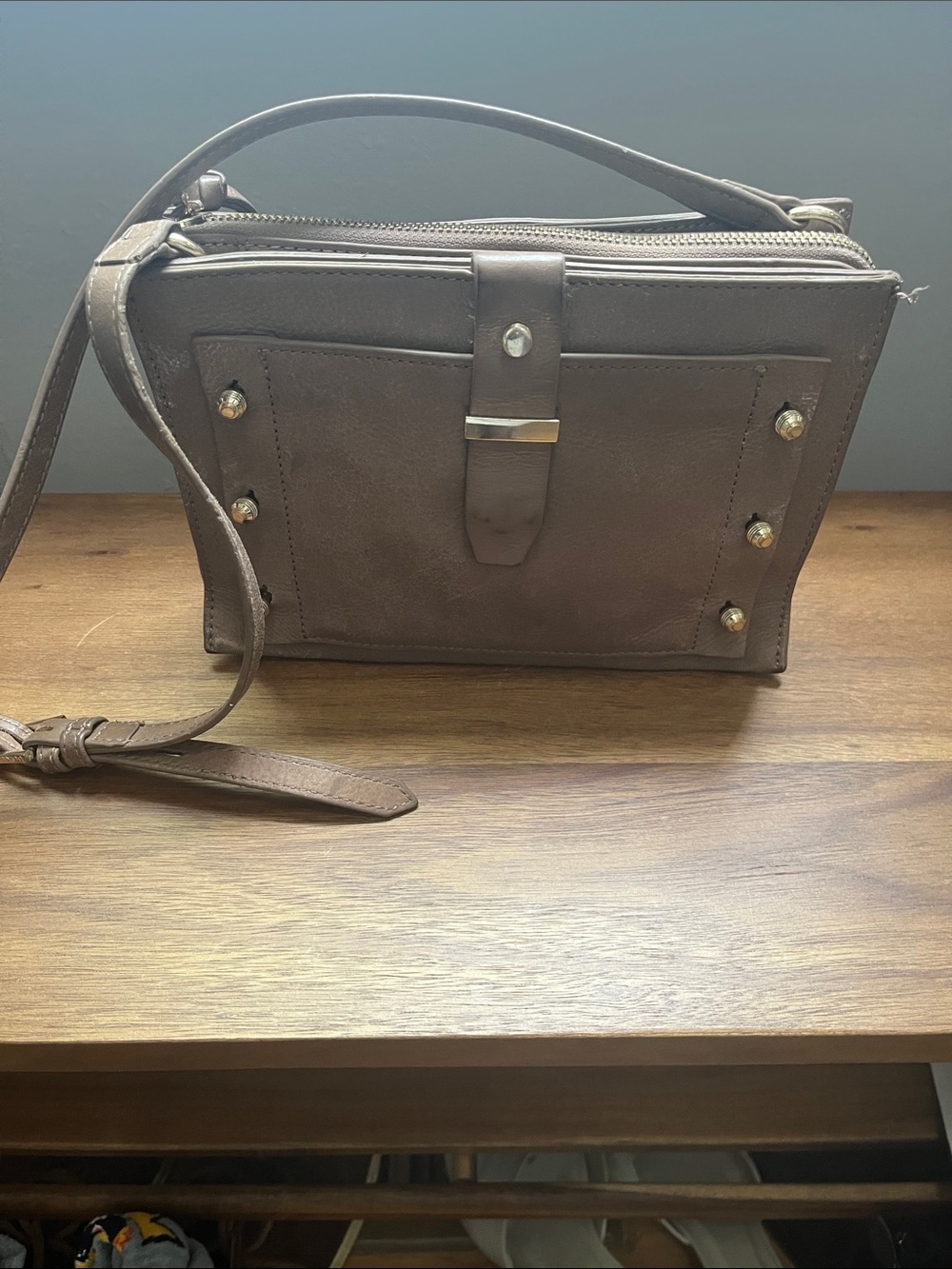 Warren City Beige Leather Crossbody handbag.